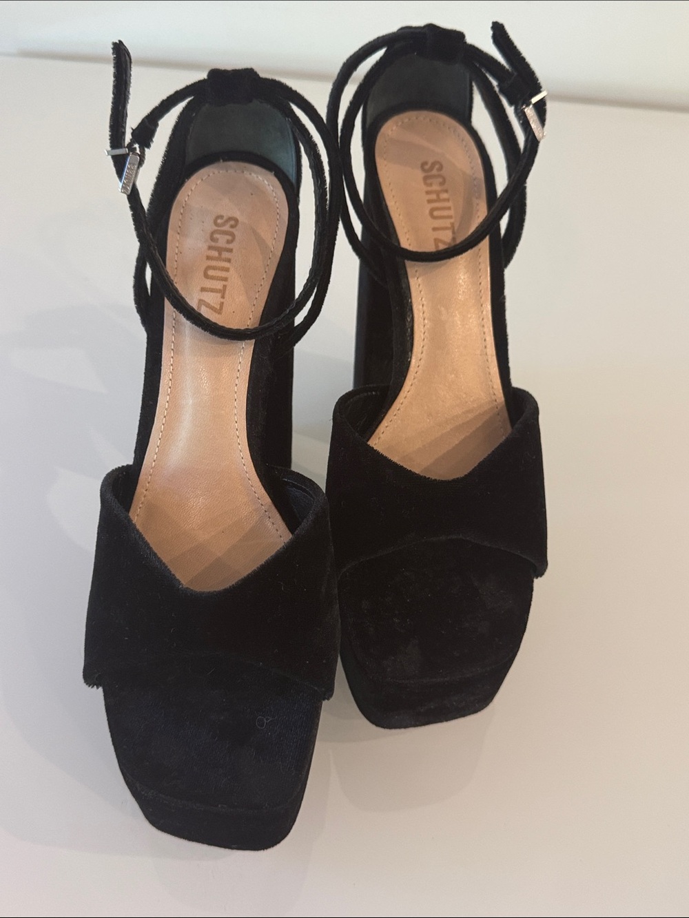 SCHUTZ Ariya Platform Sandal Black Velvet Size 7 - Picture 5 of 13